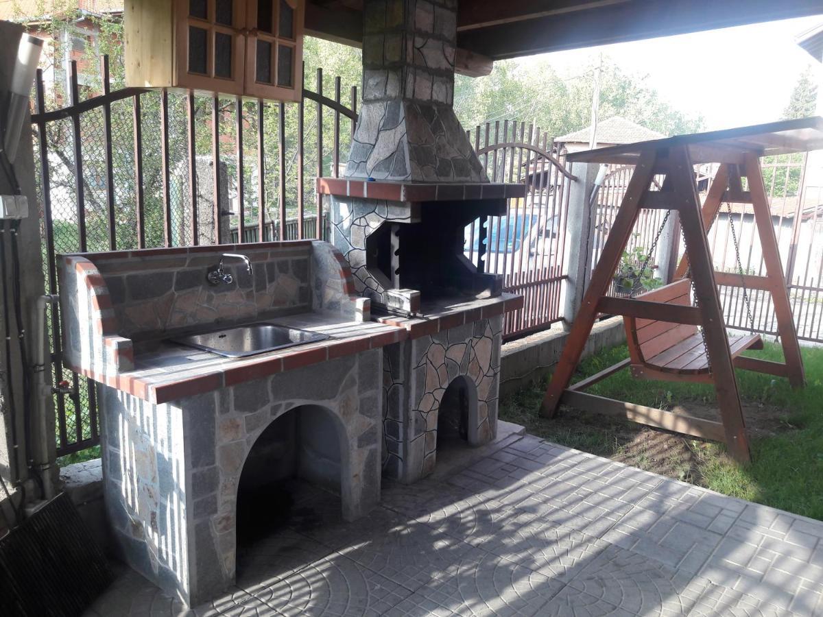Hotel Advel Guest Hous Madzhare Zewnętrze zdjęcie