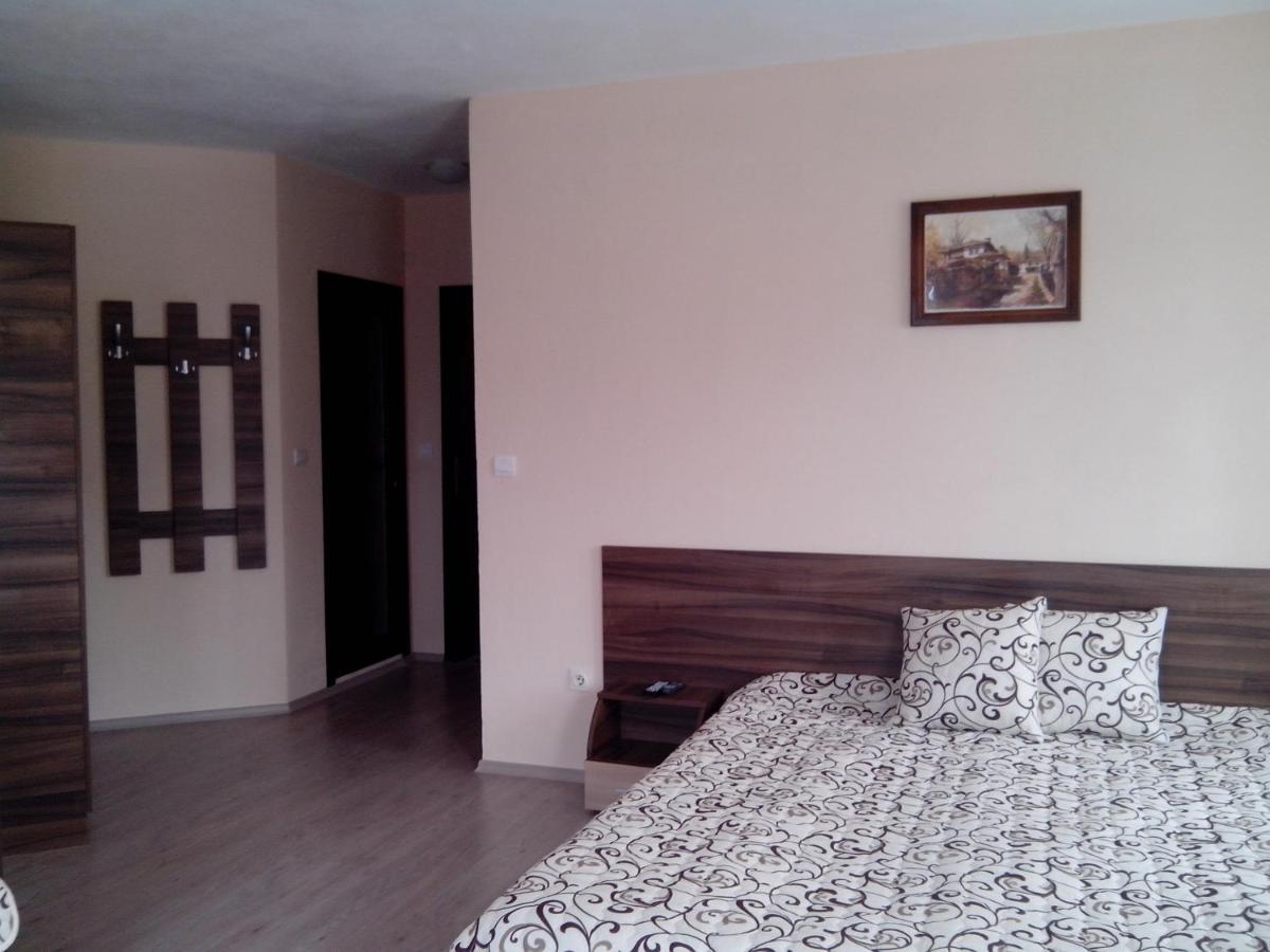 Hotel Advel Guest Hous Madzhare Zewnętrze zdjęcie