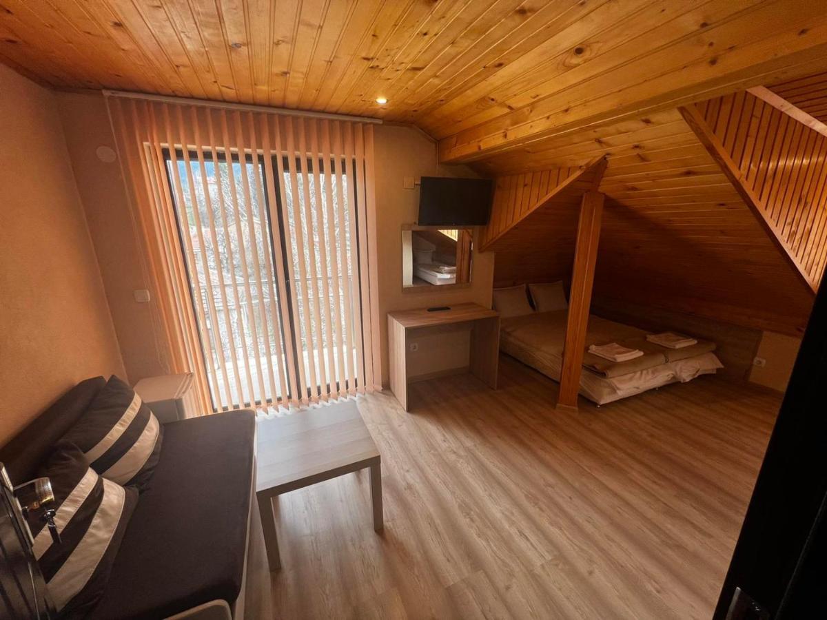 Hotel Advel Guest Hous Madzhare Zewnętrze zdjęcie