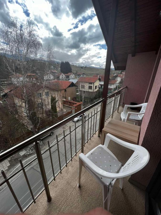 Hotel Advel Guest Hous Madzhare Zewnętrze zdjęcie