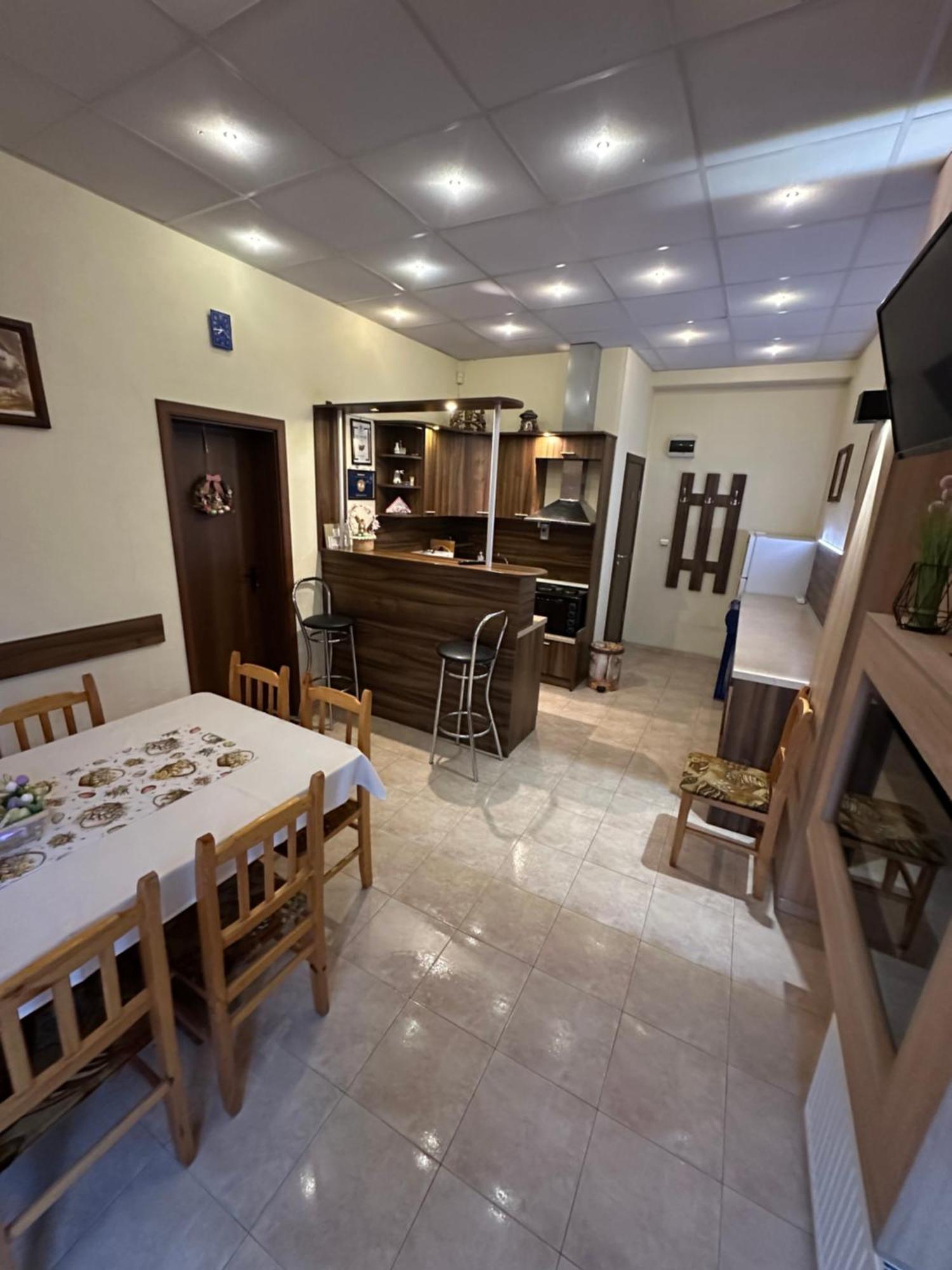 Hotel Advel Guest Hous Madzhare Zewnętrze zdjęcie