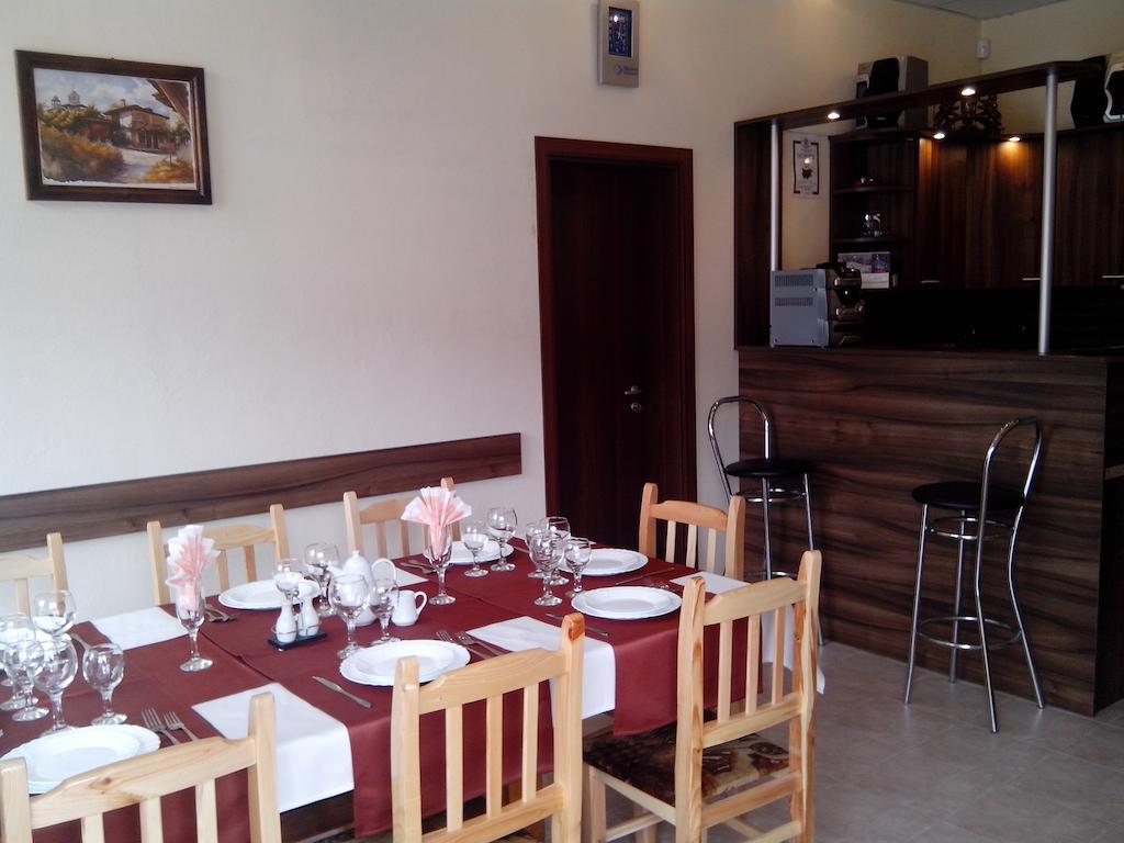 Hotel Advel Guest Hous Madzhare Zewnętrze zdjęcie